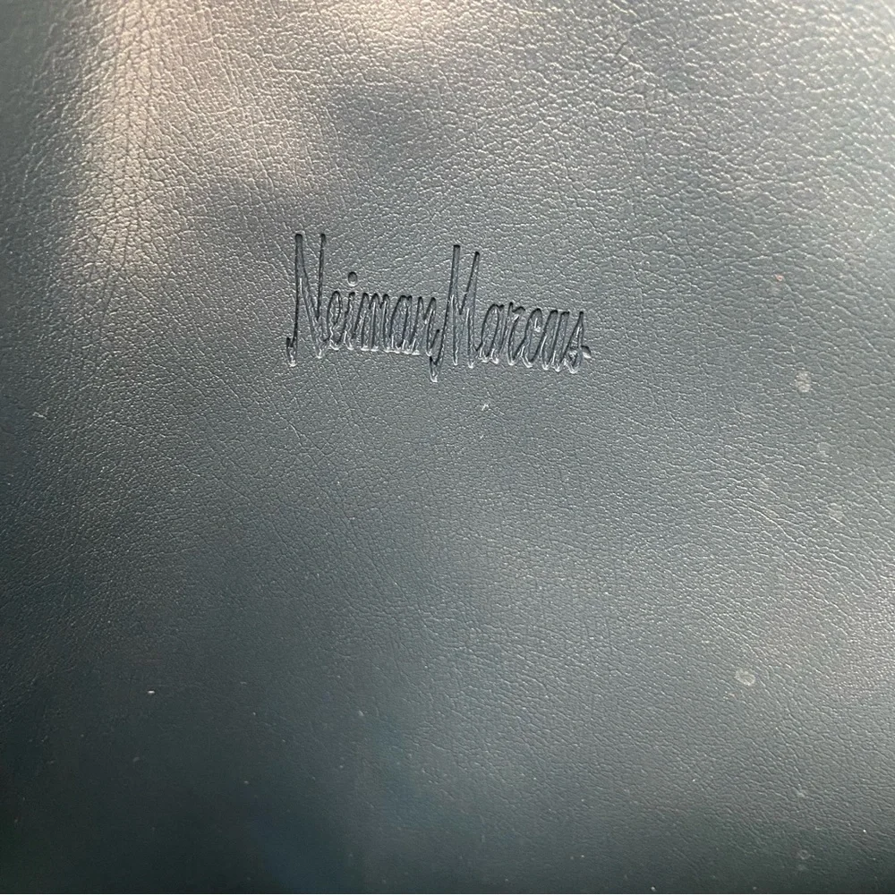 Neiman Marcus Blue Leather Tote bag - Picture 5 of 8